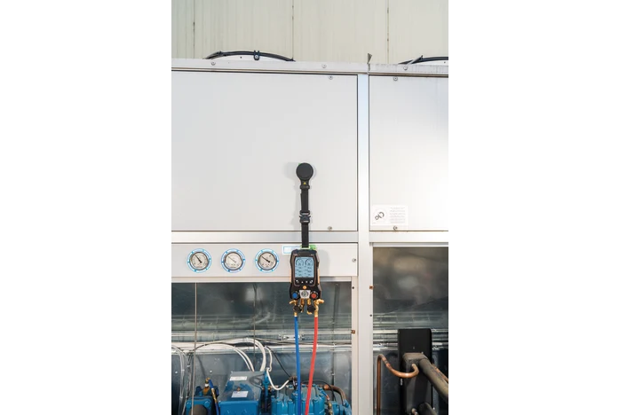 Testo 557s Smart Vacuum Kit with Filling Hoses